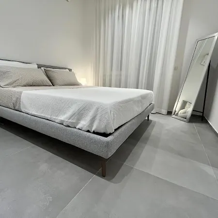 -minetti House- Bilocale- * ريميني