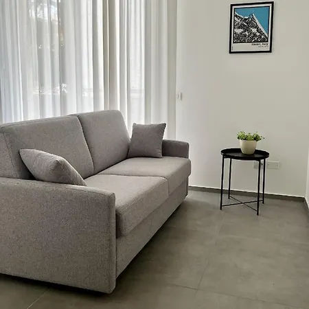 شقة -minetti House- Bilocale- *